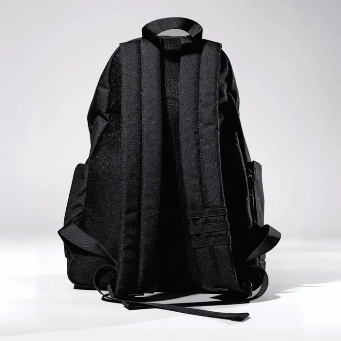 Mochila Negra de Blazy Susan a prueba de olor (smell proof) y con candado de combinación