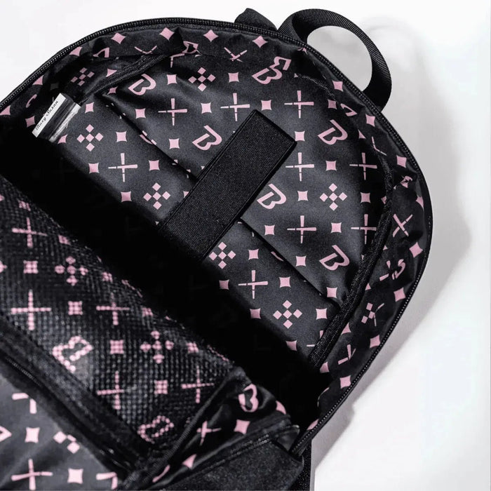 Mochila Negra de Blazy Susan a prueba de olor (smell proof) y con candado de combinación