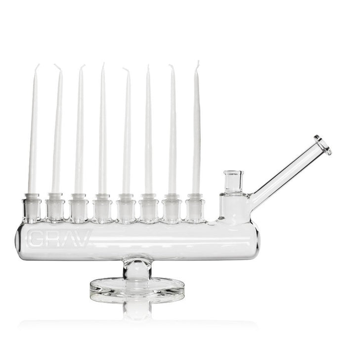 Grav Labs Menorah es un bubbler de vidrio borosilicato con 8 bowls o tazones para hierbas secas (cannabis) 